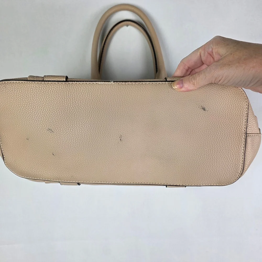 London Fog Beige‎ Pebbled Faux Leather Satchel Handbag Gold Hardware Nude Tote